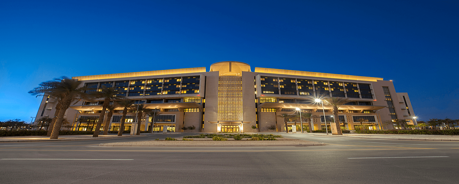 مستشفى الملك عبدالله الجامعي بجامعة الاميرة نورة كاملة